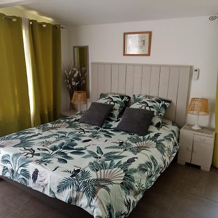 Chambre D'Hote - Mas Le Barret Арль Экстерьер фото