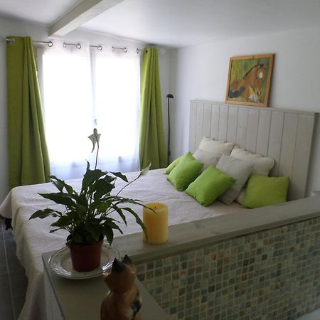 Chambre D'Hote - Mas Le Barret Арль Экстерьер фото