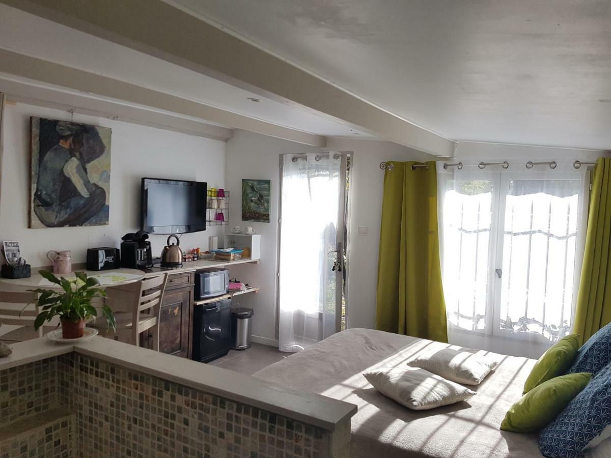 Chambre D'Hote - Mas Le Barret Арль Экстерьер фото
