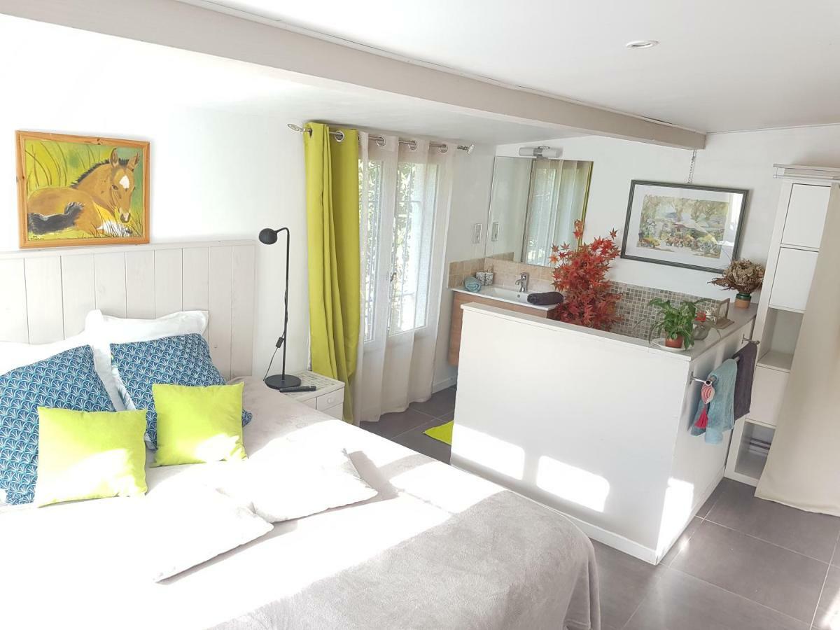 Chambre D'Hote - Mas Le Barret Арль Экстерьер фото